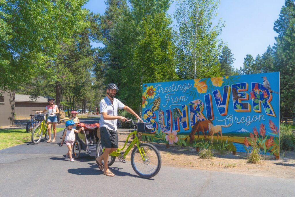 Family biking in Sunriver, Oregon
