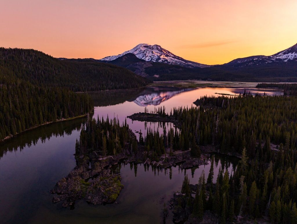 Sparks Lake along the Cascade Lakes Scenic Byway near Bend, Oregon
