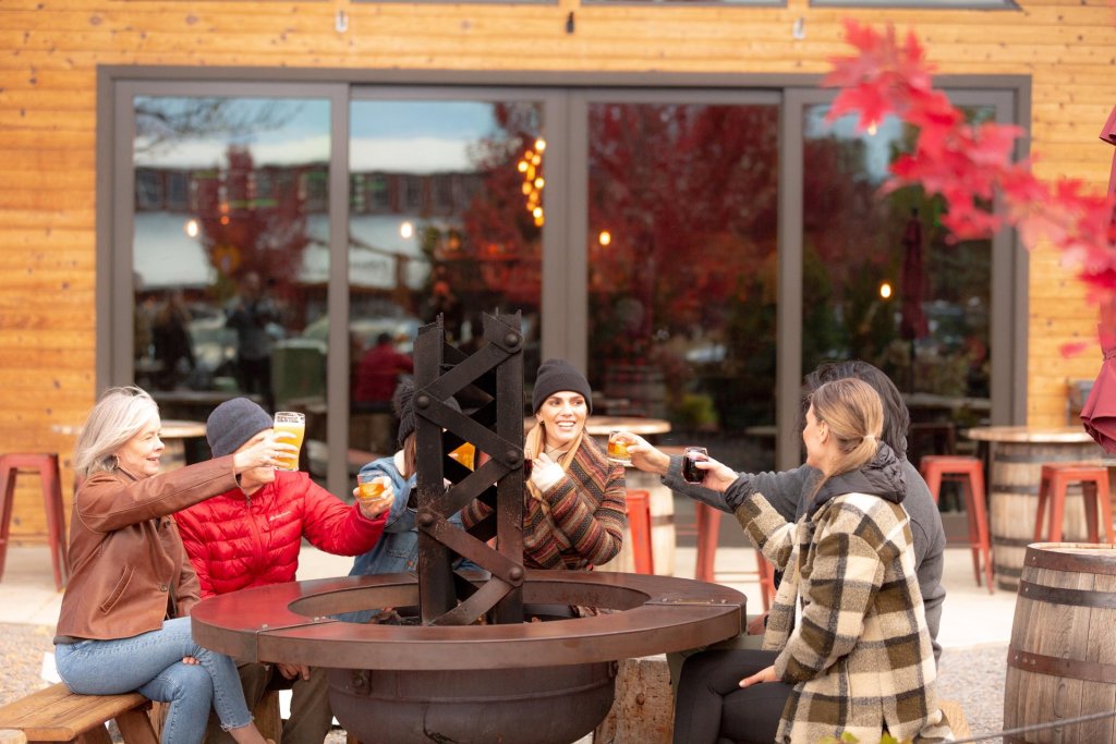 Group of diners at Crosscut Warming Hut near bend, oregon