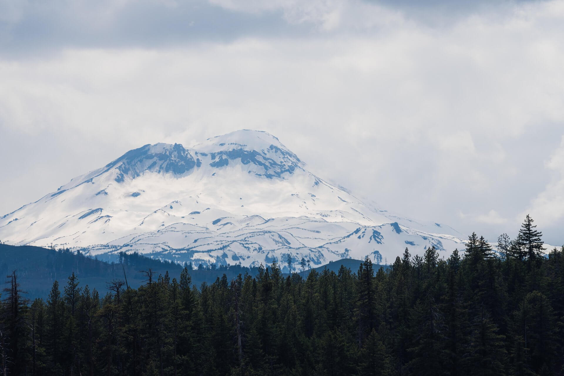 The Quiet Side of Winter: 8 Hidden Hikes In Central Oregon